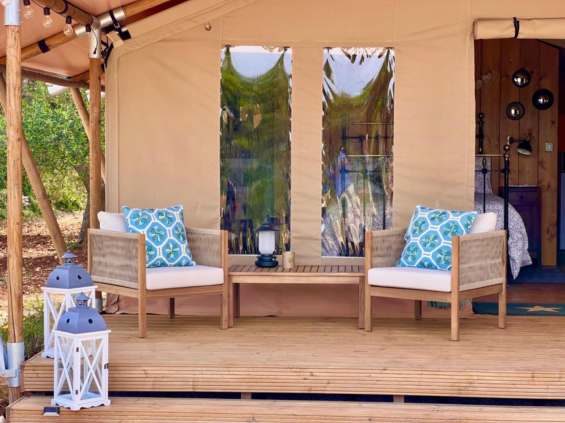 Отель Domus Olea Glamping Челье-Мессапика Экстерьер фото