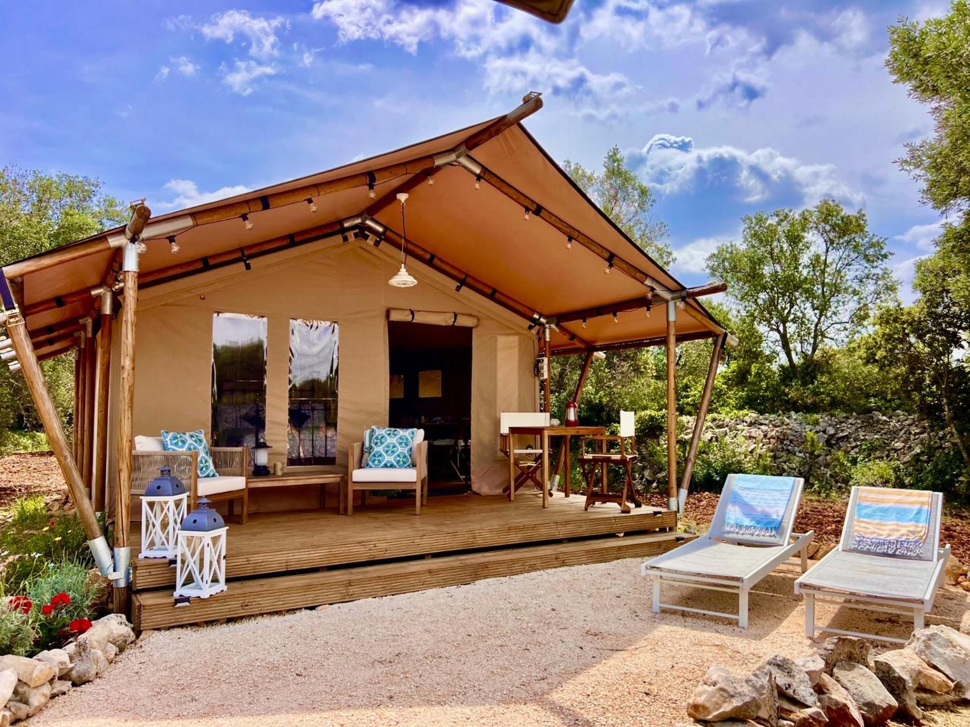 Отель Domus Olea Glamping Челье-Мессапика Экстерьер фото